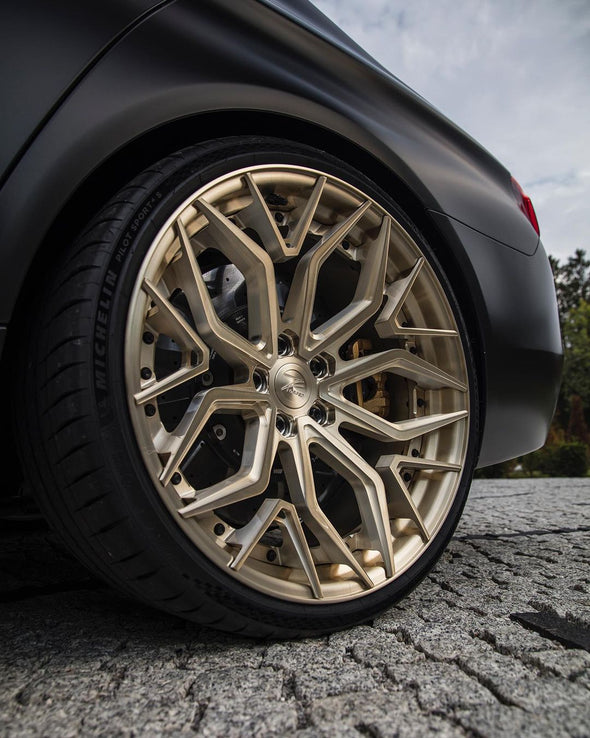 Z-Performance ZP.Forged R Deep Concave