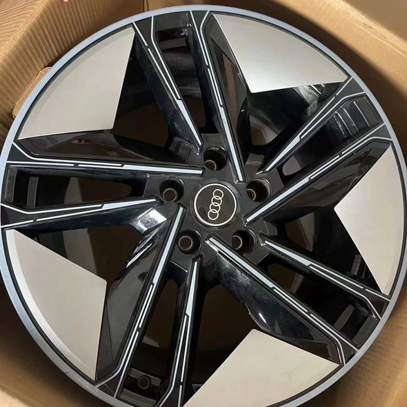 (Pre-Owned) Audi E-Tron GT RS 21" Double Spokes Wheels