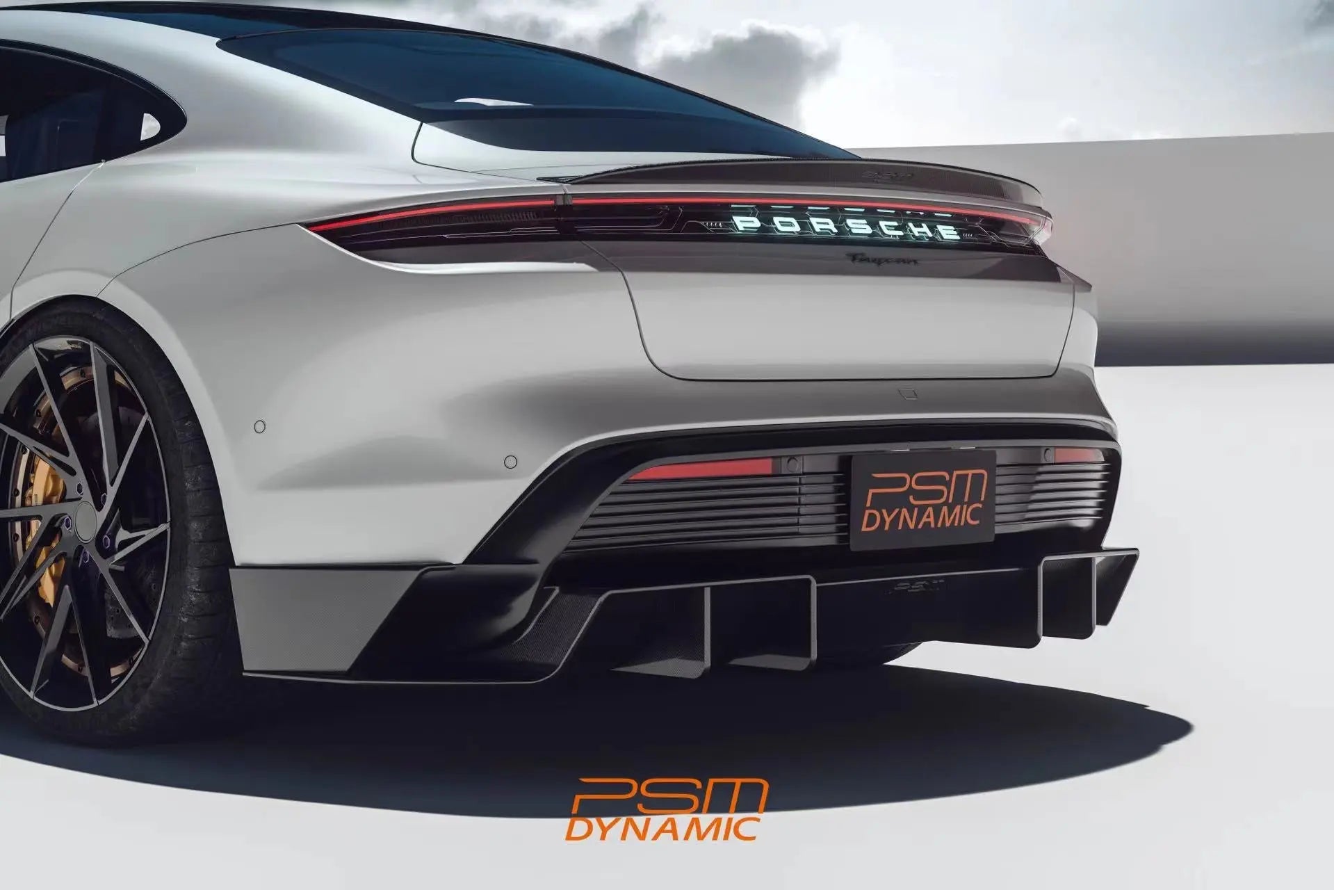 Dynamic Diffuser PSM Dynamic Carbon Fiber Rear Diffuser for Porsche Taycan – CarGym