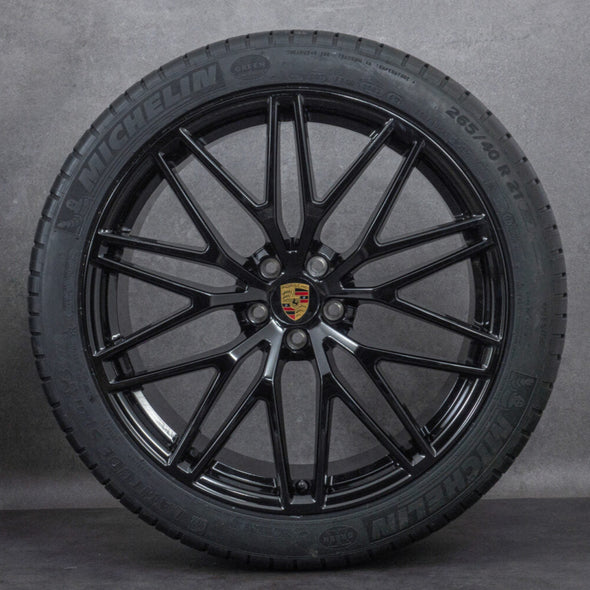 (Demo Car Wheels) 21” Porsche Macan III RS Spyder Design OE Complete Wheelset