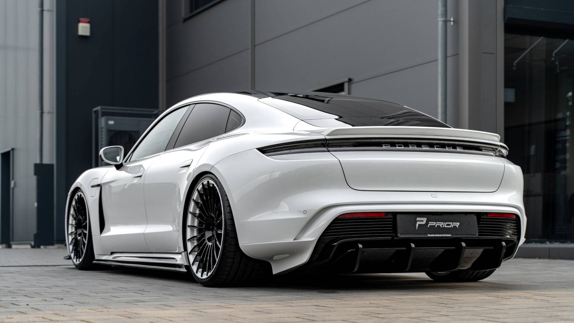 Tycan Rear Fender Prior Design TE Rear Spoiler for Porsche Taycan 2020+ – CarGym