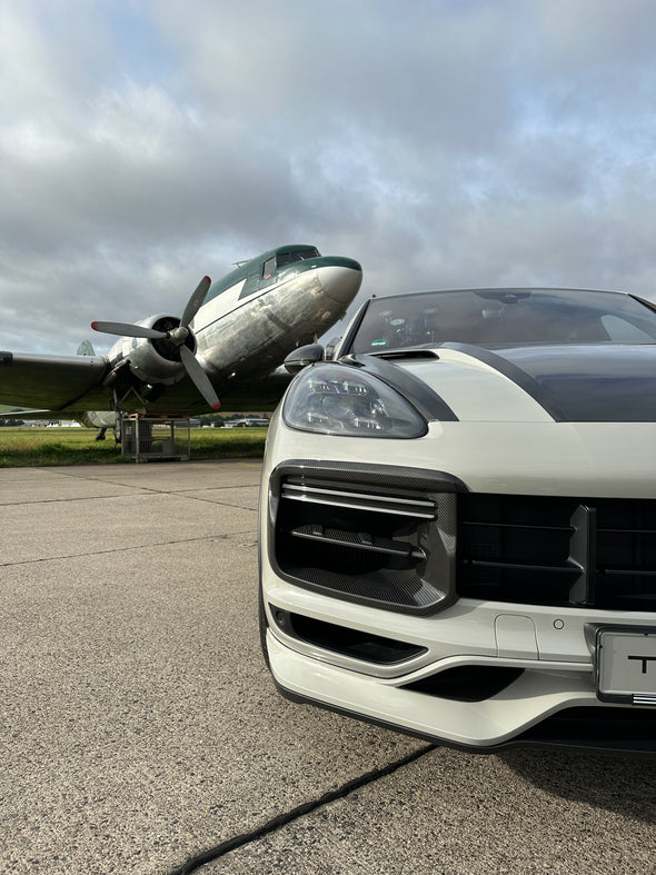 TECHART Carbon Air Intake Frames for Porsche E3.1 Cayenne Turbo GT 2018-2023