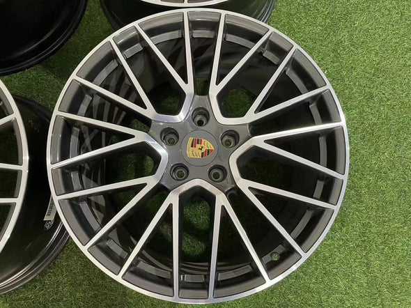 (USED) 21” Porsche Cayenne RS Spyder Design OE Wheels