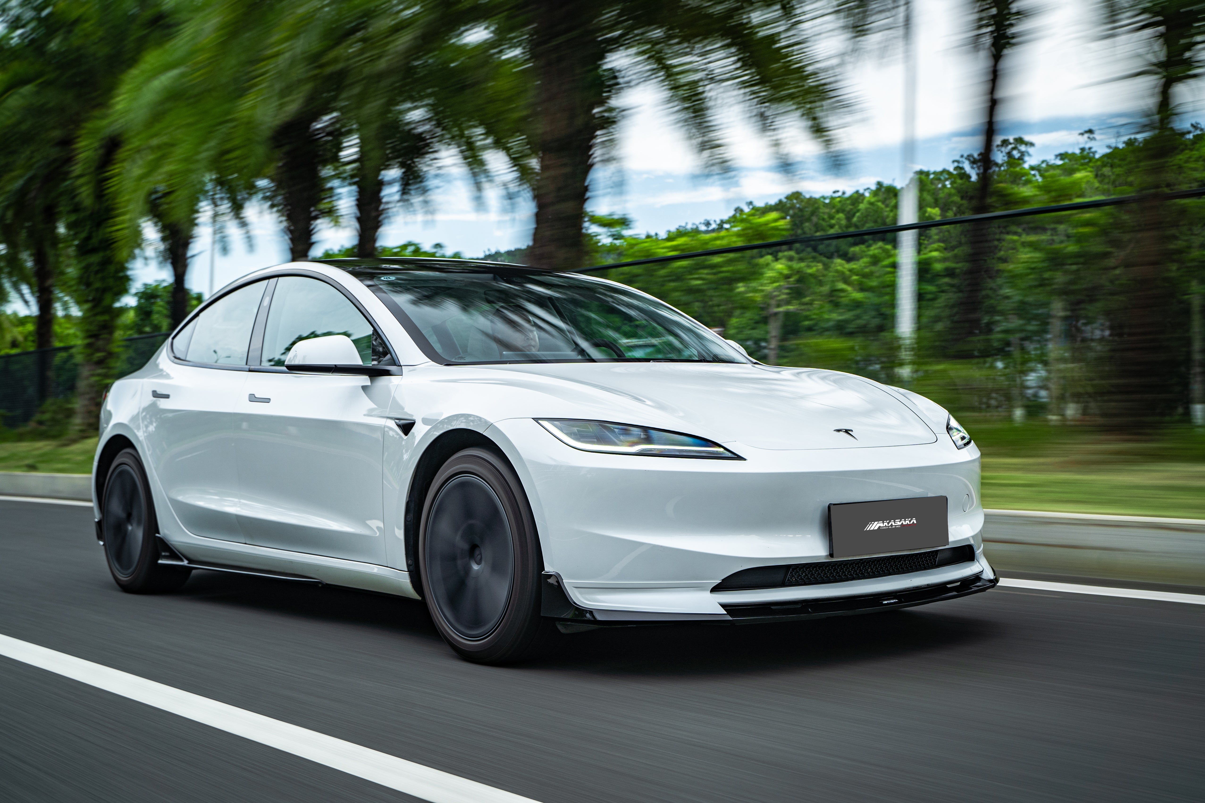 Lips Rede Model Akasaka Body Kit for Tesla Model 3 2023+ | CarGym