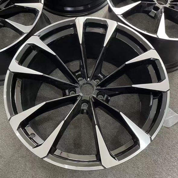 (Pre-Owned) 23" Lamborghini URUS OE Taigete Forged Wheels