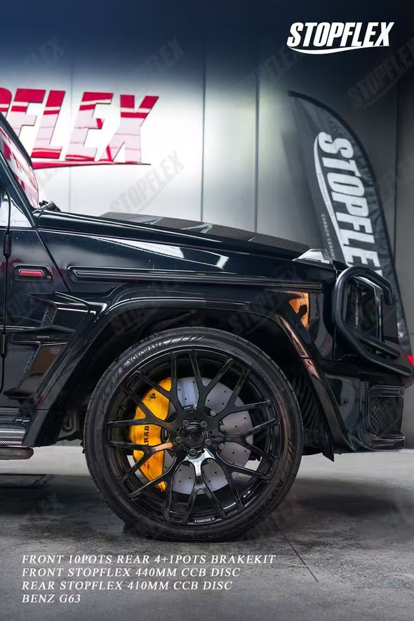 Akebono 10 POT x StopFlex Carbon Ceramic Disc Brake Kit for Mercedes-Benz G63 W463 / W463A / W464