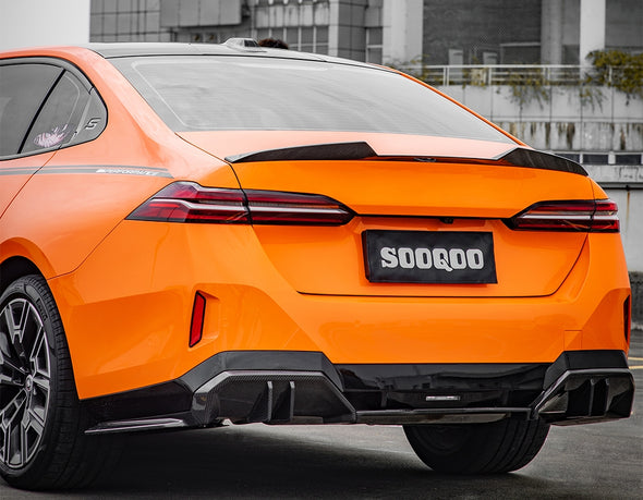 SooQoo Dry Carbon Fiber Rear Spoiler II for BMW i5 / 5-Series G60 2023+