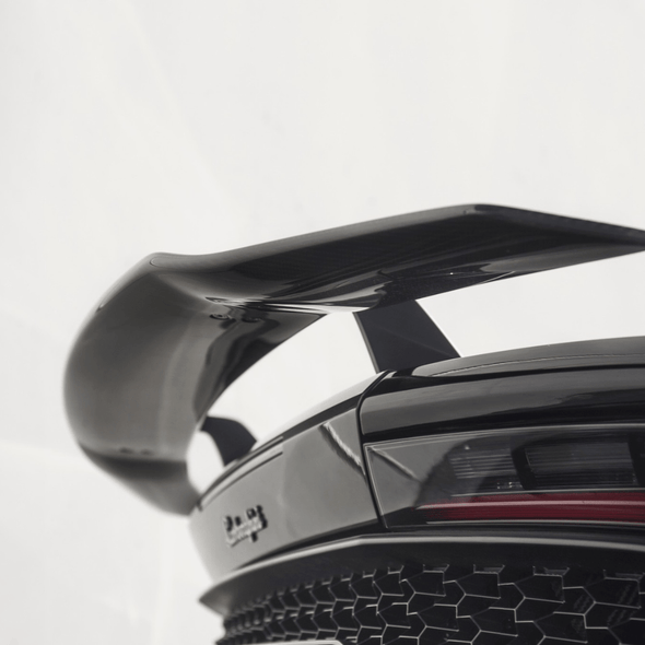 Vorsteiner Lamborghini Huracan  Verona Edizione Dry Carbon Fiber Swan Neck Rear Wing Spoiler w/ Stands