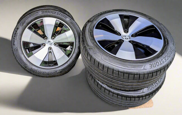 (Demo Car Wheels) 20” Porsche Macan H2 EV OE Wheels Set