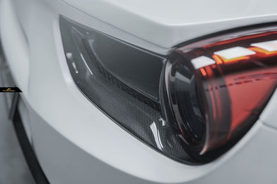 Future Design Carbon Fiber Rear Light Trim for Ferrari 488
