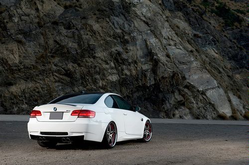 BMW E92 Charnière de Capot avant Droit Côté 3 Série E90 E91 E92 E93 OEM BMW E92 Charnière de Capot avant Droit Côté 3 Série E90 E91 E92 E93 OEM