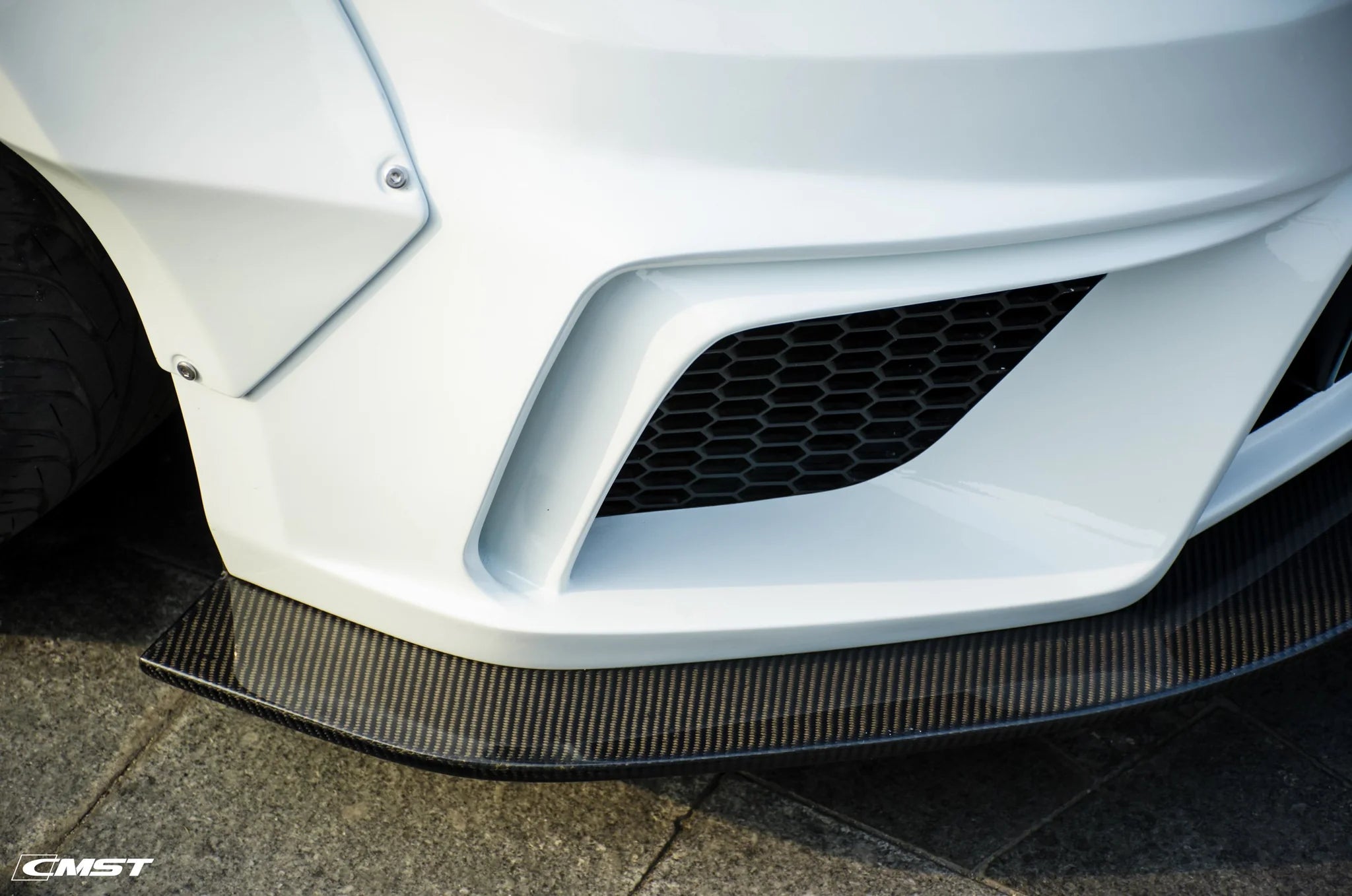 Z-Art Lamborghini Urus Dry Carbon Fiber Rampante Edizione Rear Air Duc –  CarGym