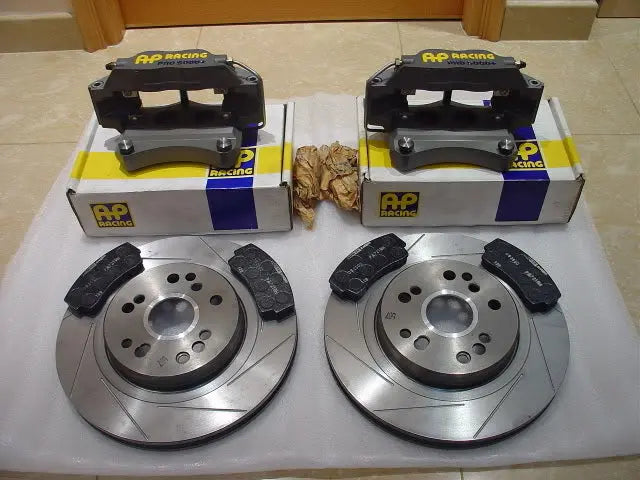 Ap Racing 4pot AP Racing 4 POT CP5060 PRO 5000+ Kit w/ 330mm Discs) – CarGym