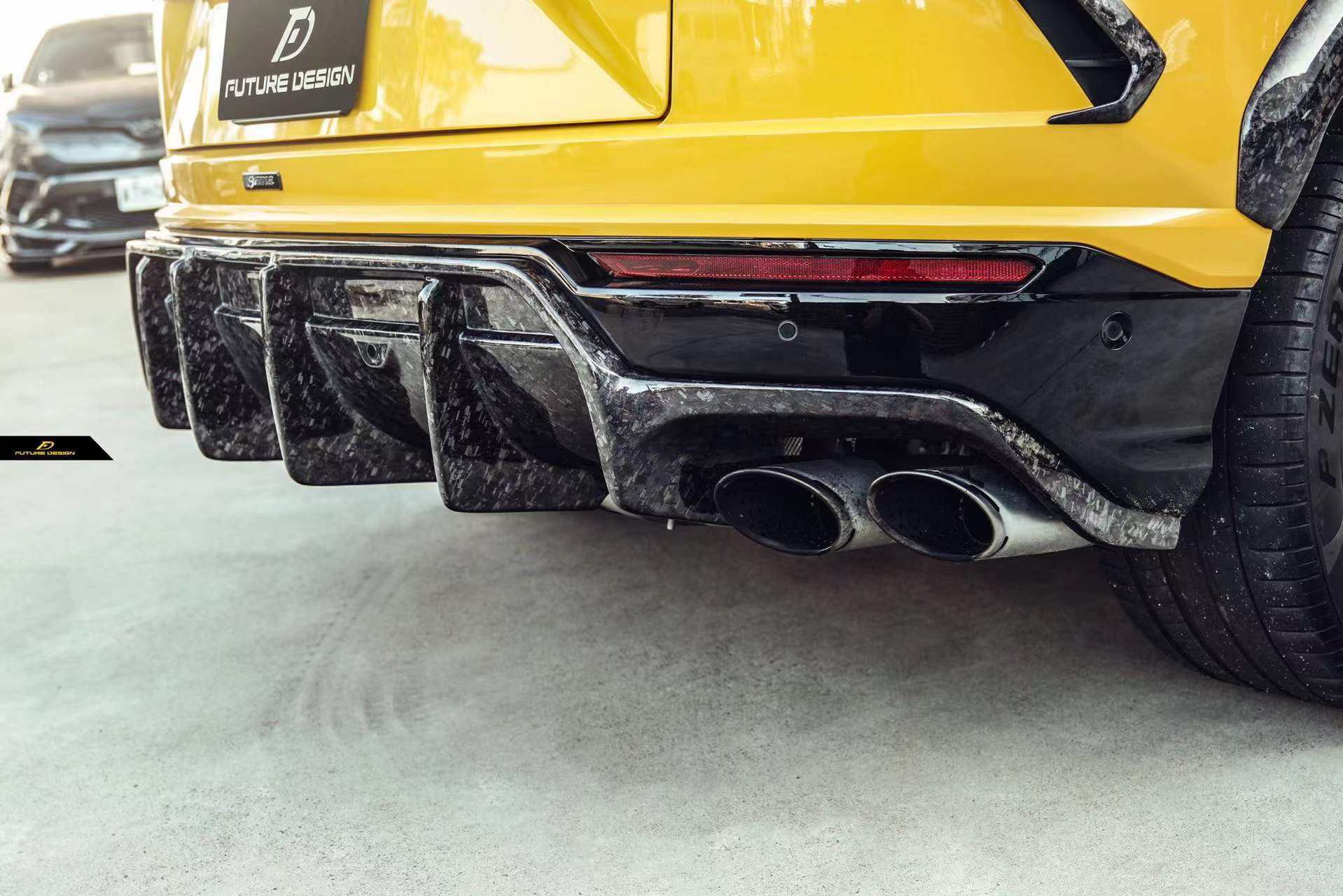 Future Design Carbon Fiber Rear Diffuser for Lamborghini Urus – CarGym