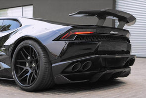 Carbonado 2015-2020 Lamborghini Huracan LP610/LP580 DE Style Rear Diffuser