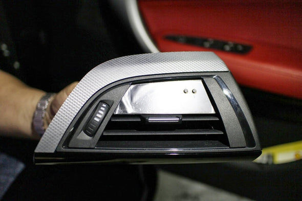 P3Cars BMW F20 M135i Vent Integrated Digital Interface